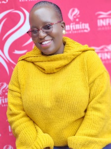 Una profile pic Una profile pic