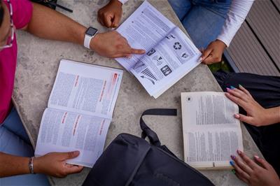 Students on campus33